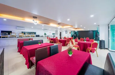 The Kris Resort Hotel – Foto 5