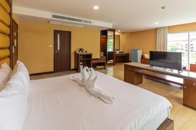 The Kris Resort Hotel – Foto 14